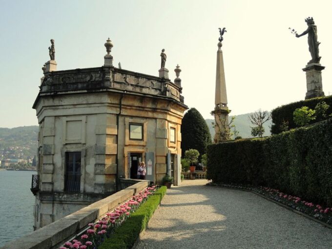 Stresa: Isola Bella Boat Tour - Strolling Through the Gardens