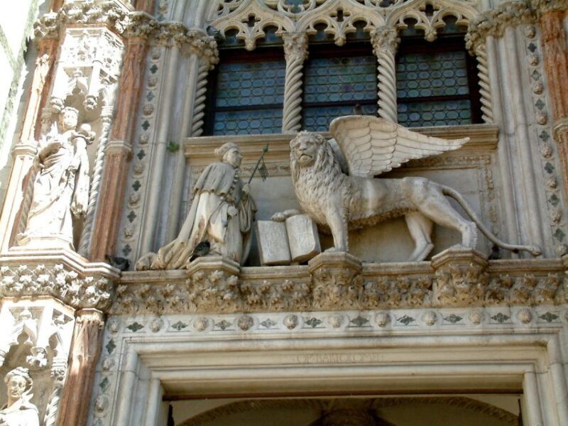 Stroll The Halls of Doge's Palace on a Guided Tour in Venice - Exploring Venice’s Doge’s Palace: A Guided Tour Worth Your Time