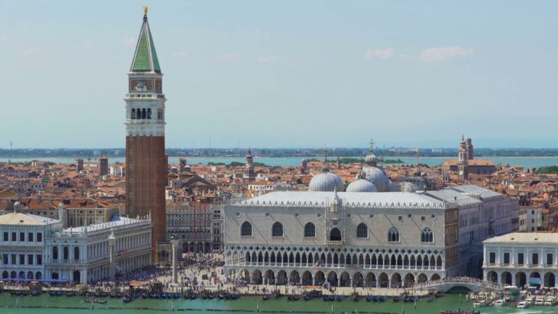 Stroll The Halls of Doge's Palace on a Guided Tour in Venice - The Practicalities and Value  