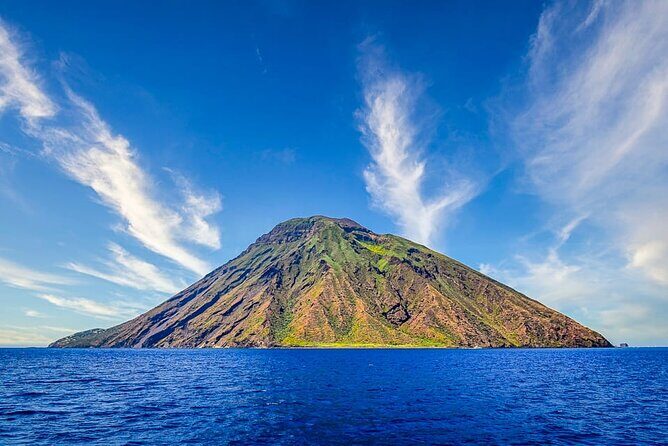 Stromboli: your High-altitude Sunset Hike to 400m! - Key Points