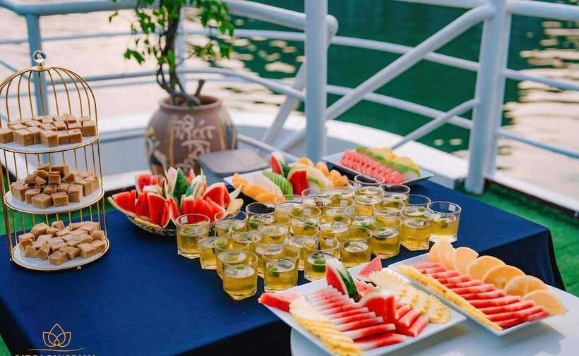 Stunning Lan Ha Bay Sunset Tour From Cat Ba Island - Swimming, Kayaking, and Boat Jumping