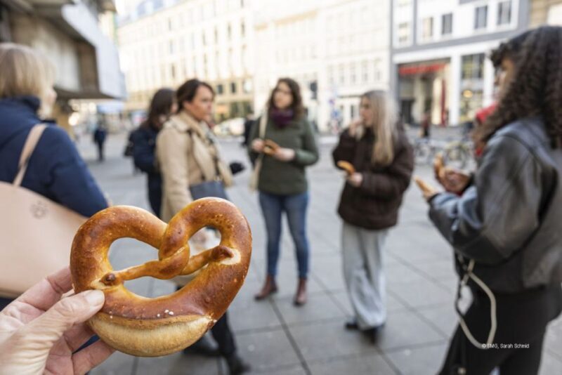 Stuttgart: Swabian Cuisine Guided Walking Tour with Tastings - Starting Point and Overall Structure