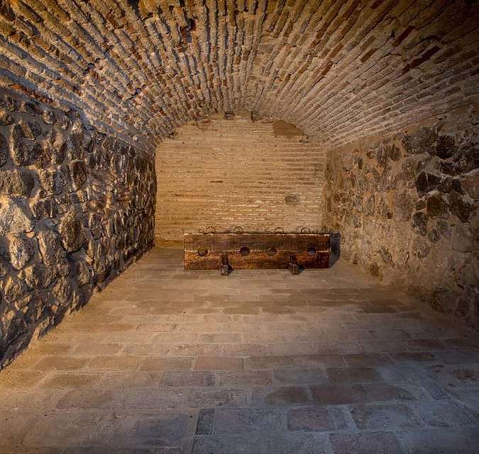 Subway Toledo: Night Tour 4 Subways Including Thermae - Meeting Point and Restrictions