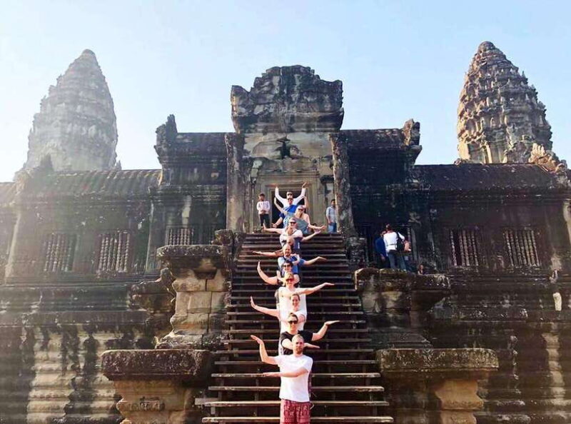 Sun-Kissed Angkor: A Journey from Light to Twilight - Key Points