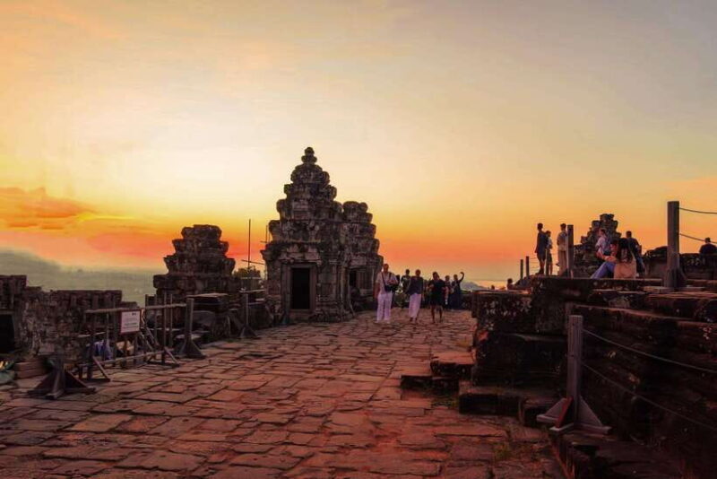 Sun-Kissed Angkor: A Journey from Light to Twilight - Exploring the Itinerary and What You Can Expect