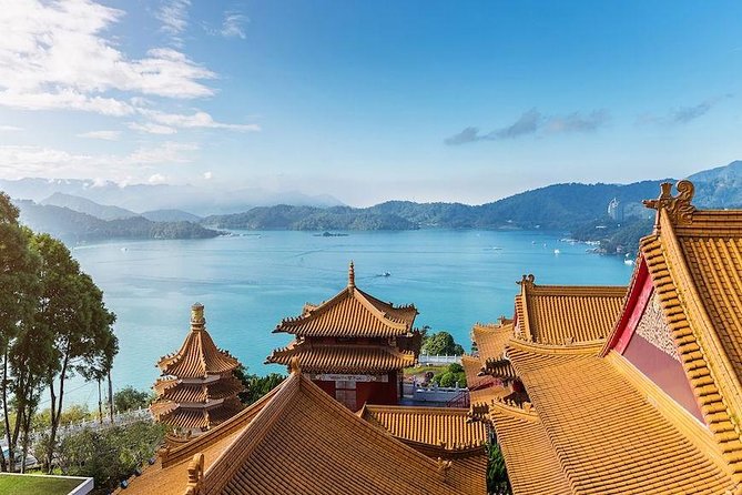 Sun Moon Lake 1-Day Leisure Tour From Taipei - Tips for a Great Day Trip