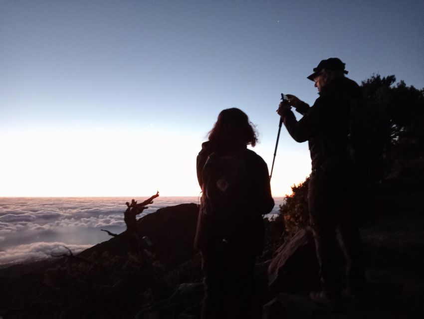 Sunrise at Pico Ruivo and Hike to Pico Do Areeiro - Hiking the PR1 Trail