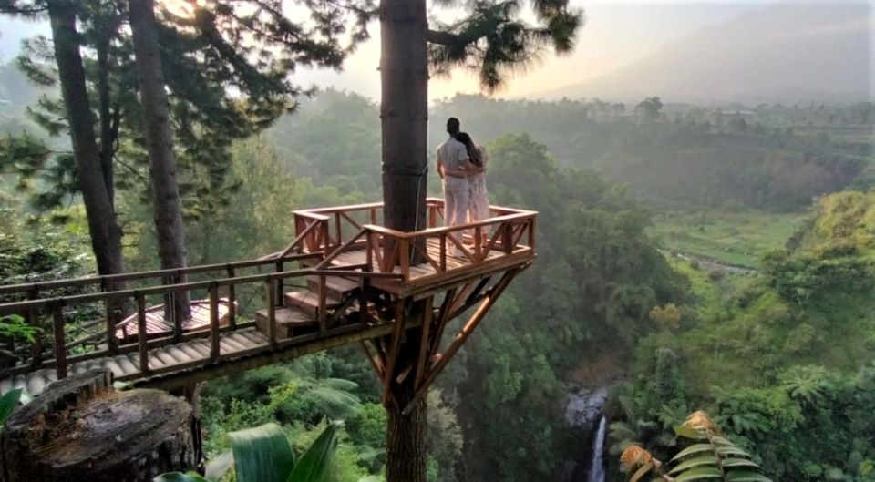 Sunrise Borobudur Hill - Waterfall - Pickup and Drop-off Locations