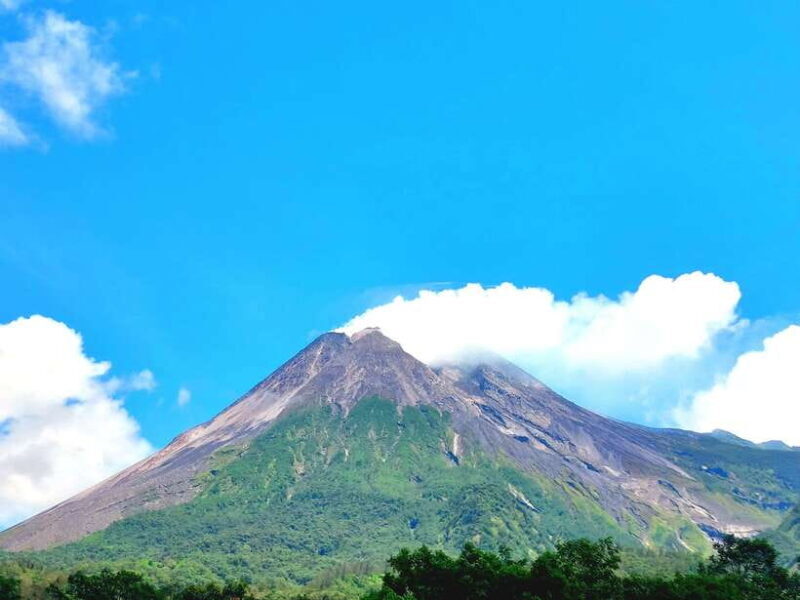 Sunrise/Day Tour: Borobudur-Prambanan-Volcano Terrace View - Key Points