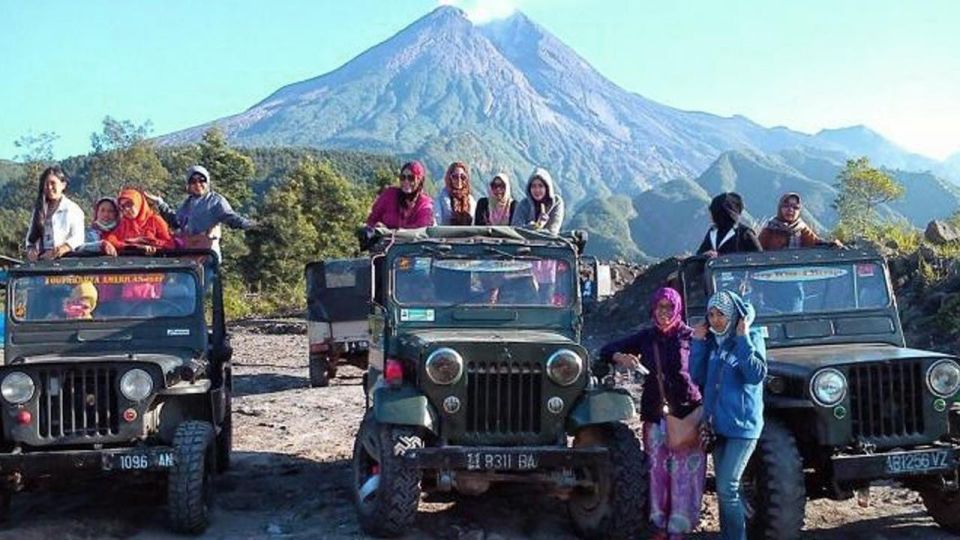 Sunrise Hill Borobudur Tour, Merapi Volcano & Prambanan - Highlights