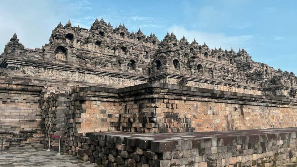 Sunrise Hill Borobudur Tour, Merapi Volcano & Prambanan - Visiting Setumbu Hill
