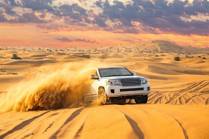Sunrise in Dubai Desert - Good To Know