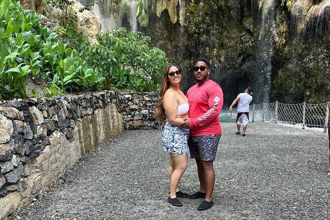 Sunrise in Tolantongo Grottoes with pick-up from your hotel - An In-Depth Look at the Tour Experience