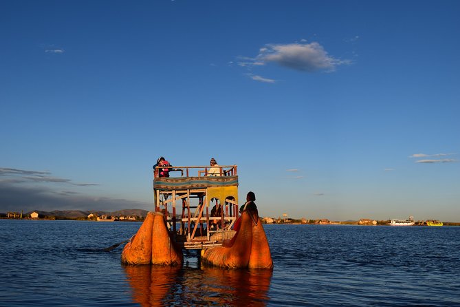Sunrise on the Floating Uros Island - Exploring the Floating Island