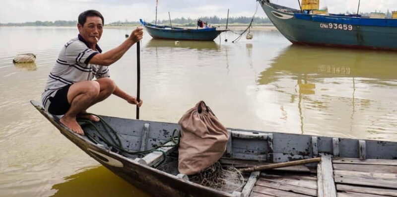 Sunrise on the Hoai River Tour in Hoi An - Cultural Immersion at the Seafood Market