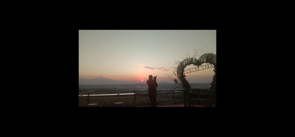 Sunrise Stumbu. Borobudur, Prambanan & Mendut Temple Tour. - Inclusions and Benefits