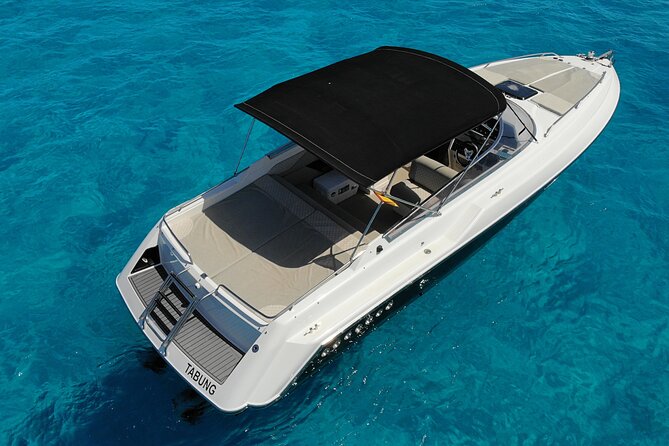 Sunseeker Mohawk 29 Ibiza and Formentera Boat Experience - Luxury Yacht Amenities
