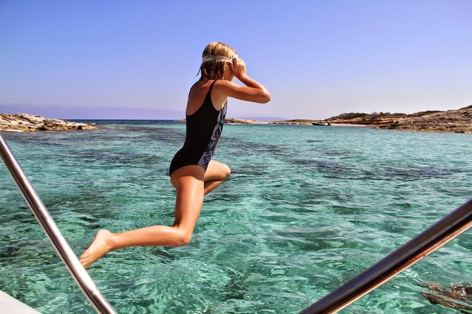 Sunseeker Mohawk 29 Ibiza and Formentera Boat Experience - Accessibility and Exclusivity