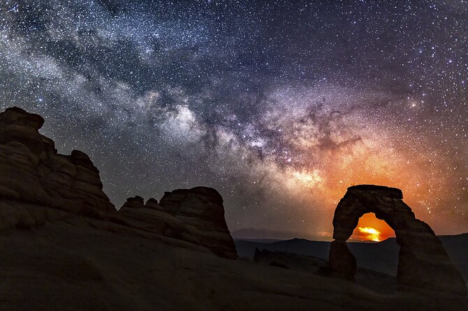Sunset and Night Photography in Arches National Park - Highlights of the Guided Tour
