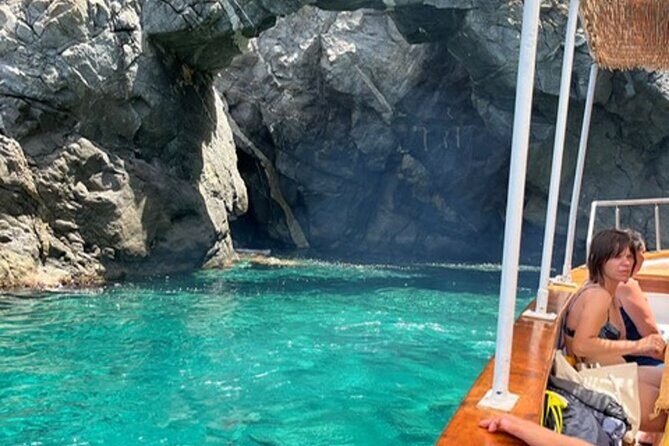 Sunset aperitif on a boat in Scilla - Frequently Asked Questions