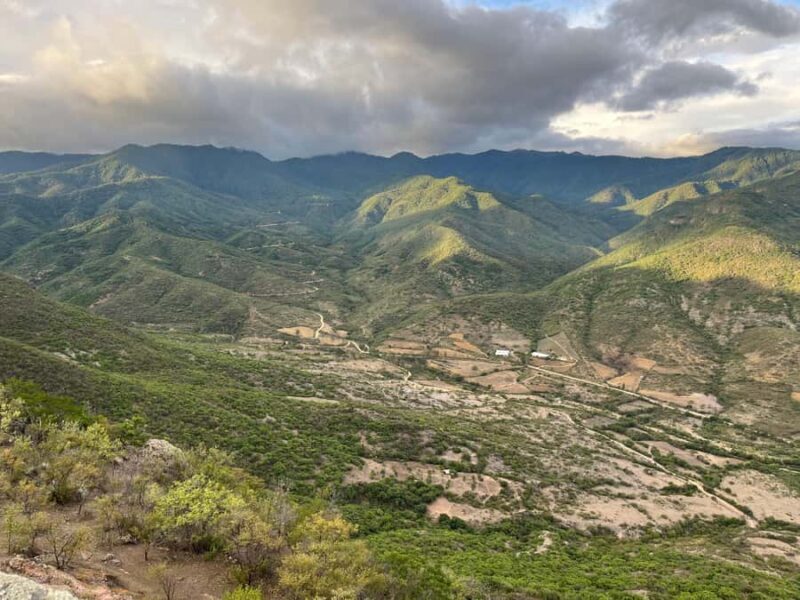Sunset at El Picacho Teotitlán del Valle  Hike and panoramic views - Practical Details and Tips