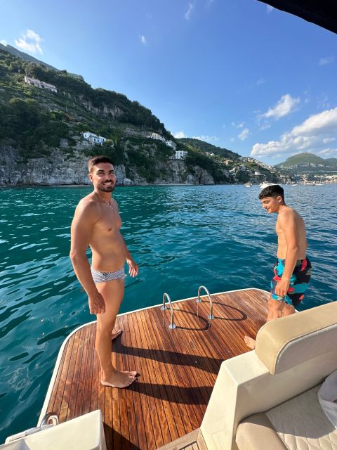 Sunset Boat Tour Amalfi Coast Small Group With Aperitif - Key Points