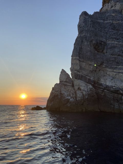 Sunset Boat Tour With Aperitivo & Swim in Natural Park - Best Places of Palmaria Island and Tino