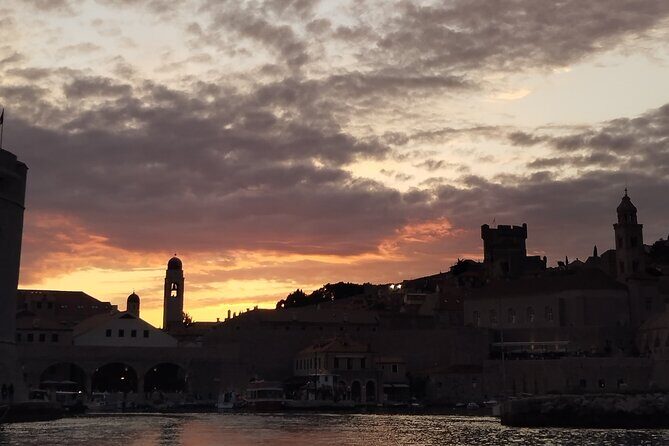 Sunset Catamaran Tour from Old Town Dubrovnik - An In-Depth Look at the Dubrovnik Sunset Catamaran Tour