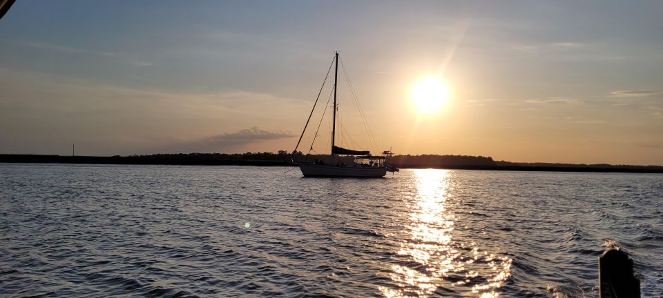 Sunset Cruise Leaving From Historic Isle of Hope Marina - Booking