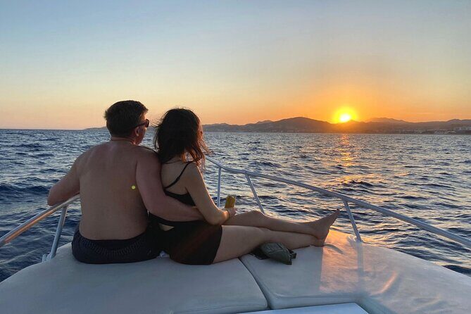 Sunset Cruise San José del Cabo, Appetizers, open bar, snack - Practical Details and Value