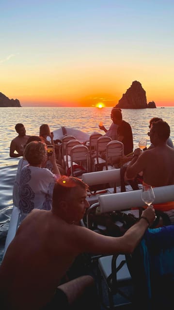 Sunset Cruise Scandola Piana Swimming Boat 12 Seats - Key Sites