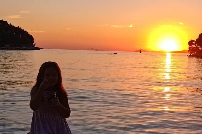 Sunset Cruise Trip with Unlimited Drinks from Cavtat - FAQ
