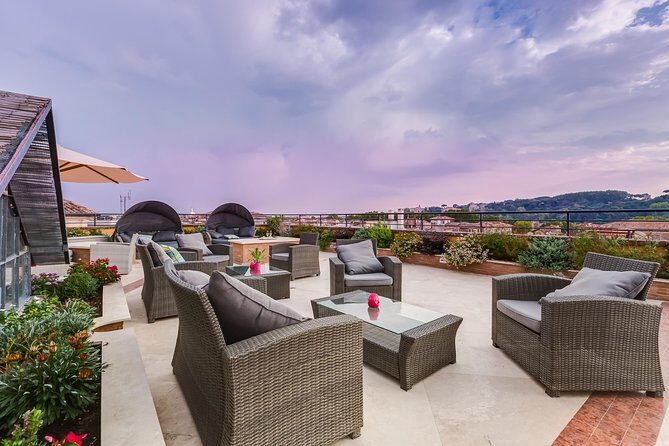 Sunset drinks on the rooftops of Rome - Key Points  