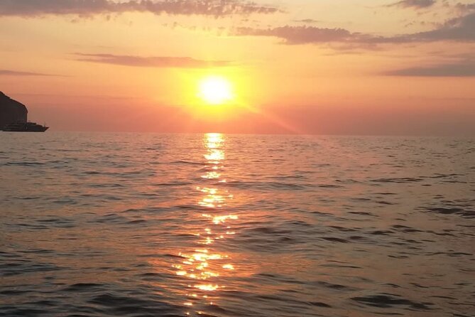 Sunset Group Boat Tour From Positano or Praiano - Positives and Highlights