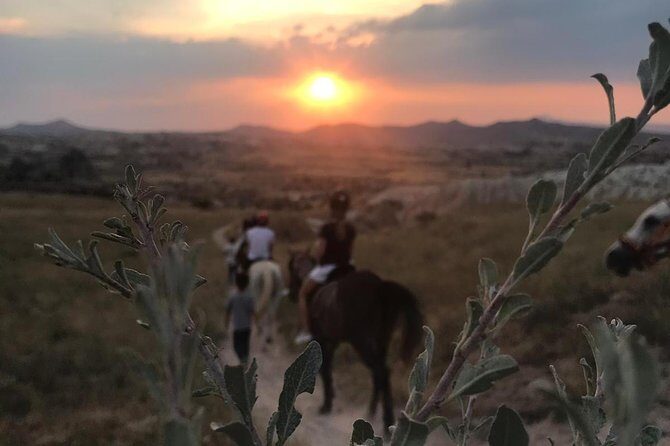 Sunset Horsebackriding-Tour through the Valleys of Cappadocia - An In-Depth Look at the Tour Experience