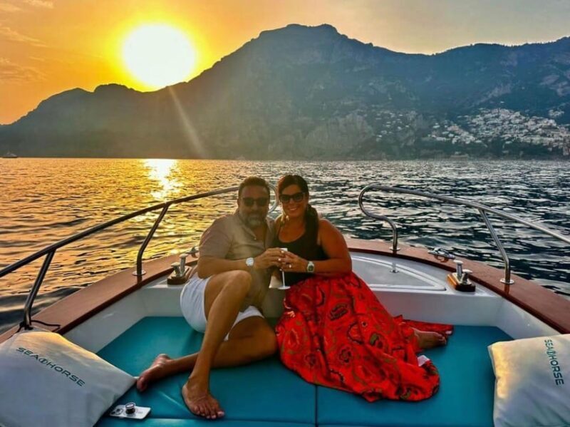 Sunset in Positano with dinner included at the restaurant - Key Points