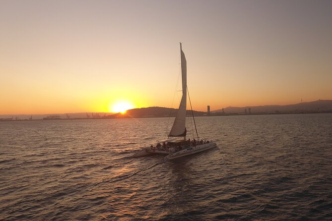 Sunset Jazz Cruise in Barcelona - Tips