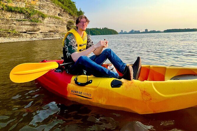 Sunset Kayak Tour in Downtown Ottawa and Gatineau - FAQs
