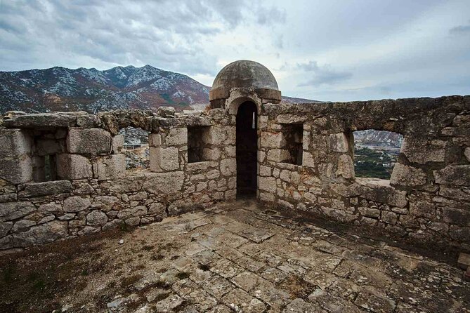 Sunset Klis Fortress Tour From Split With Sightseeing Bus - Transportation Details