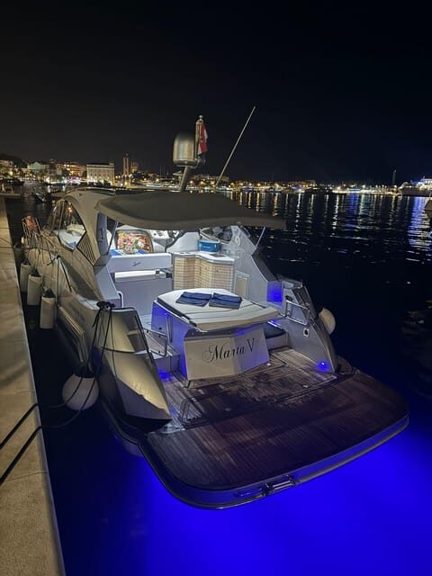 Sunset panoramic cruise with drinks and nighttime dip - A Deep Dive into the Experience