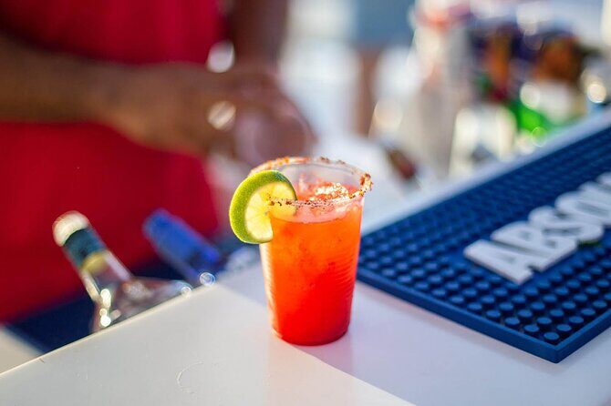 Sunset Party Cruise in Los Cabos - Who Is This Cruise Best For?