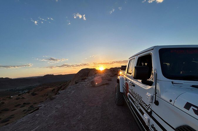 Sunset Private Off-Road Jeep Tour in Moab - The Sum Up: Is This Tour Right for You?