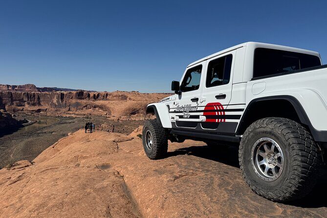 Sunset Private Off-Road Jeep Tour in Moab - FAQ