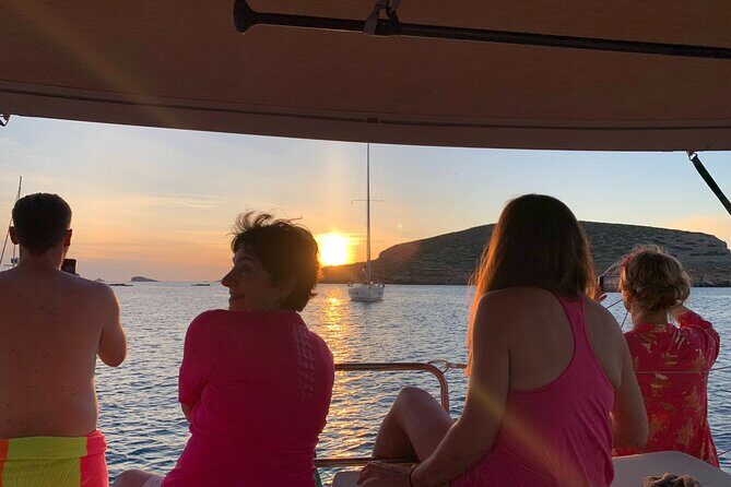 Sunset Private Sailboat Experience in Ibiza - Key Points