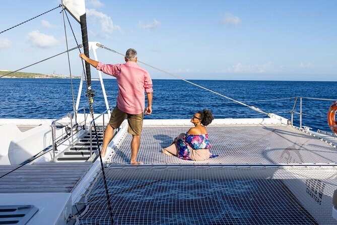 Sunset Sailing Cruise with premium drinks and bites - FAQ