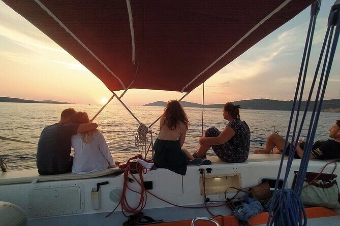 Sunset Sailing Tour on the Pakleni Islands - Why Travelers Love This Trip