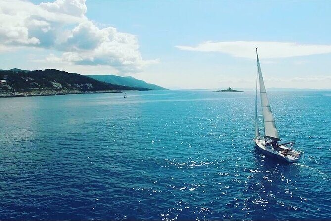 Sunset Sailing Tour on the Pakleni Islands - FAQ