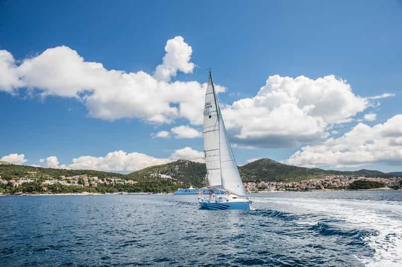 Sunset Sailing Tour on the Pakleni Islands - Booking Information