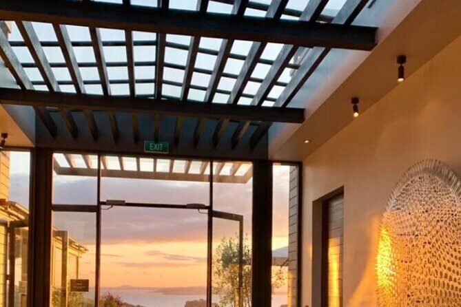 Sunset Scenic Dinner Tour on Beautiful Waiheke Island - An In-Depth Look at the Waiheke Sunset Dinner Tour