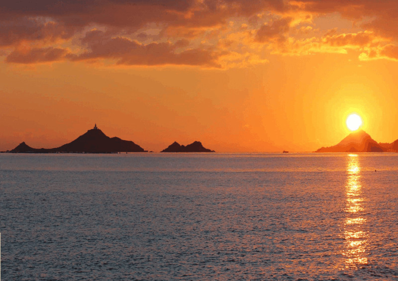 Sunset to Corsican Song on a Catamaran - Boarding and Safety Briefing